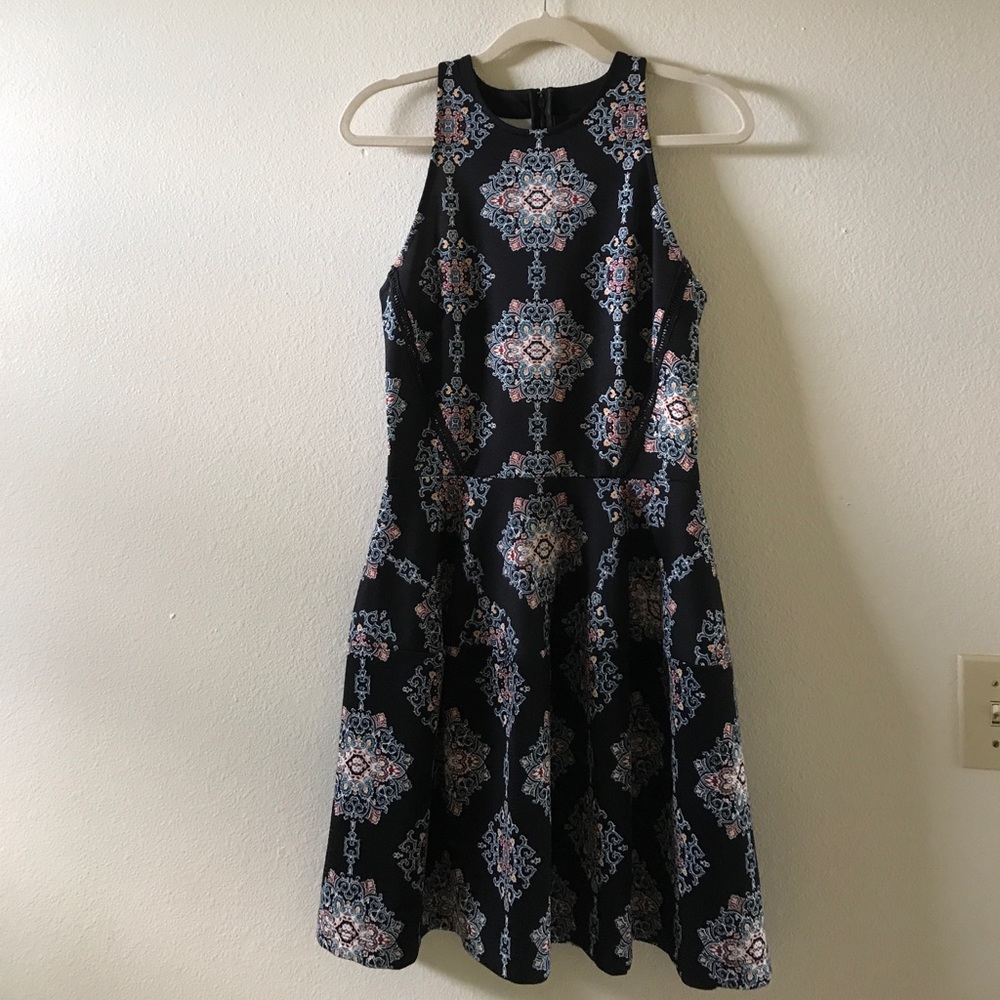 Gorgeous Sleeveless Dress